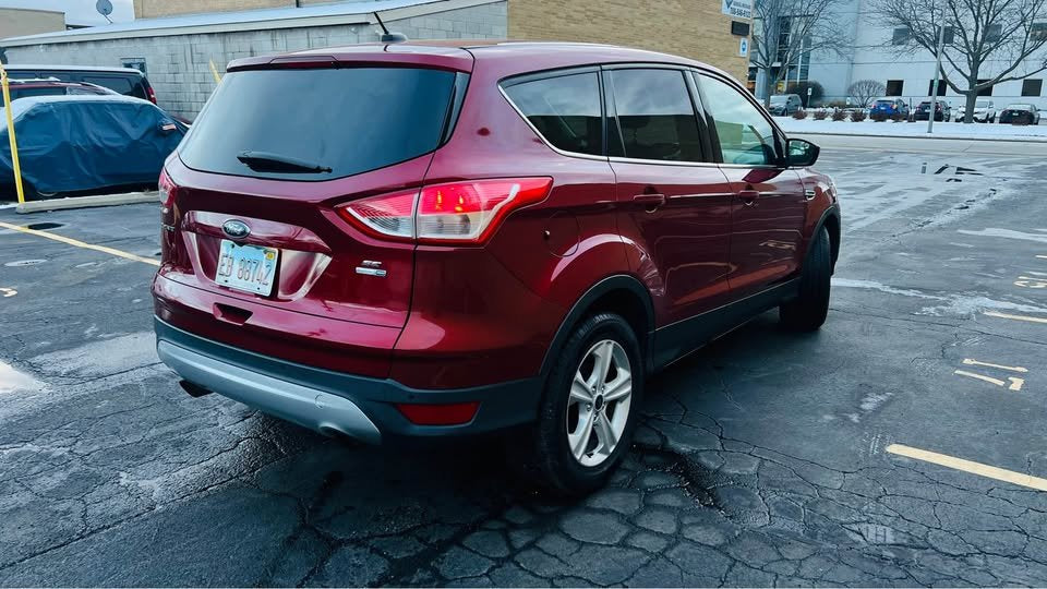 2016 Ford Escape  Se Sport Utility 4D (120,000 Miles)